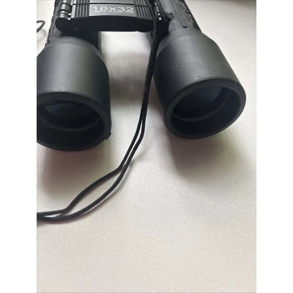 Bushnell 16x32 Collapsible Binoculars 13-1632 (188ft at 1000 yds)
